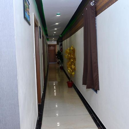 Hotel Asopalav Gandhinagar Eksteriør bilde